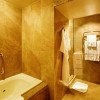 Photo kitano new york hotel salle de bain b