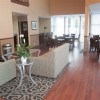 Photo best western plus the inn and suites at the falls salle petit dejeuner b