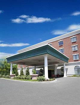 Hampton Inn & Suites Rockville Centre photo