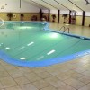 Photo holiday inn saddle brook piscine b