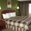 Photo ramada inn rochelle park paramus area chambre b