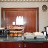 Photo econo lodge newark international airport restaurant b