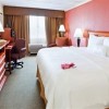 Photo crowne plaza hotel clark chambre b