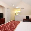 Photo residence inn by marriott tinton falls chambre b