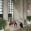 Photo four seasons hotel new york lobby reception b