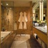 Photo four seasons hotel new york salle de bain b