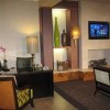 Photo hilton garden inn times square lobby reception b