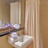 Photo wyndham garden hotel newark airport chambre b