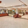 Photo wyndham garden hotel newark airport lobby reception b