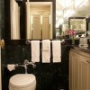 Photo the sherry netherland hotel salle de bain b