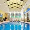 Photo crowne plaza englewood piscine b