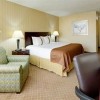 Photo holiday inn westbury chambre b