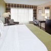 Photo holiday inn totowa wayne chambre b