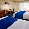 Photo courtyard by marriott newark liberty airport chambre b