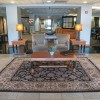 Photo la quinta inn suites garden city lobby reception b