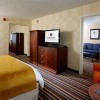 Photo renaissance meadowlands hotel chambre b