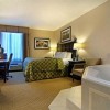 Photo comfort inn suites paramus chambre b