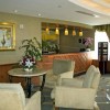 Photo best western plus queens court hotel lobby reception B