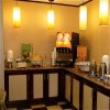 Photo hampton inn linden restaurant b