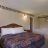 Photo americas best value inn central valley chambre b