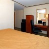 Photo comfort inn long island city suite b