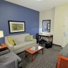 Photo hilton garden inn westbury suite b