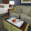 Photo hilton garden inn westbury chambre b