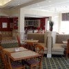 Photo hilton garden inn westbury restaurant b