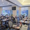 Photo hilton garden inn westbury restaurant b