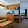 Photo microtel inn and suites plattsburgh chambre b