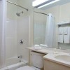 Photo microtel inn and suites plattsburgh chambre b