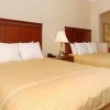 Photo comfort suites east brunswick chambre b