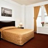 Photo latham hotel chambre b