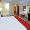 Photo holiday inn express maspeth suite b