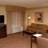 Photo hampton inn suites staten island suite b