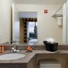 Photo hotel le jolie salle de bain b