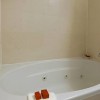 Photo hotel le jolie salle de bain b