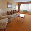 Photo holiday inn express lynbrook suite b