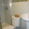 Photo new world hotel salle de bain b