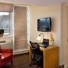 Photo wyndham garden manhattan chelsea suite b