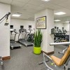 Photo wyndham garden hotel times square sport fitness b