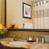 Photo hampton inn empire state building salle de bain b