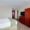 Photo holiday inn express staten island chambre b