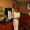 Photo hampton inn laguardia airport restaurant b