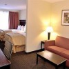 Photo comfort inn suites jfk airport suite b