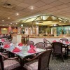 Photo ramada plaza hotel newark liberty airport restaurant b