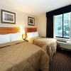 Photo comfort inn brooklyn suite b