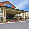 Photo comfort inn suites adj to akwesasne mohawk casino exterieur b