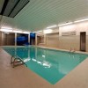 Photo comfort inn and suites piscine b