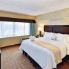 Photo doubletree hotel tinton falls eatontown suite b